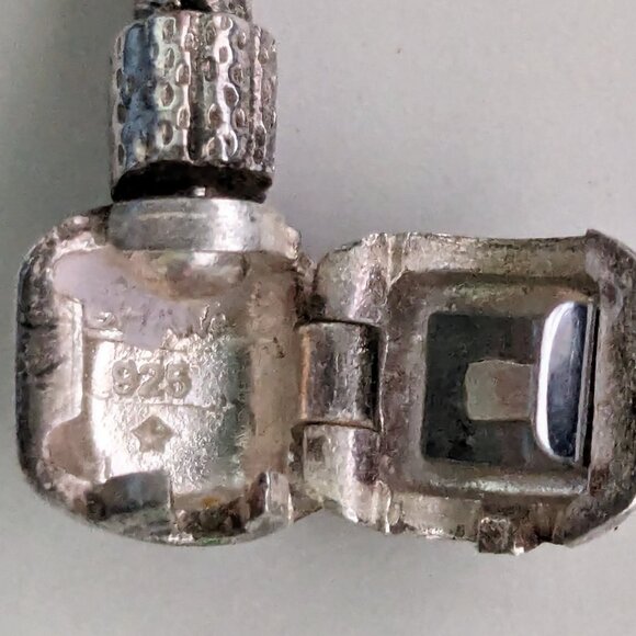 CHAM 925 Sterling Silver 3 Charm Breast Cancer Awareness Snake Bracelet - Picture 6 of 7